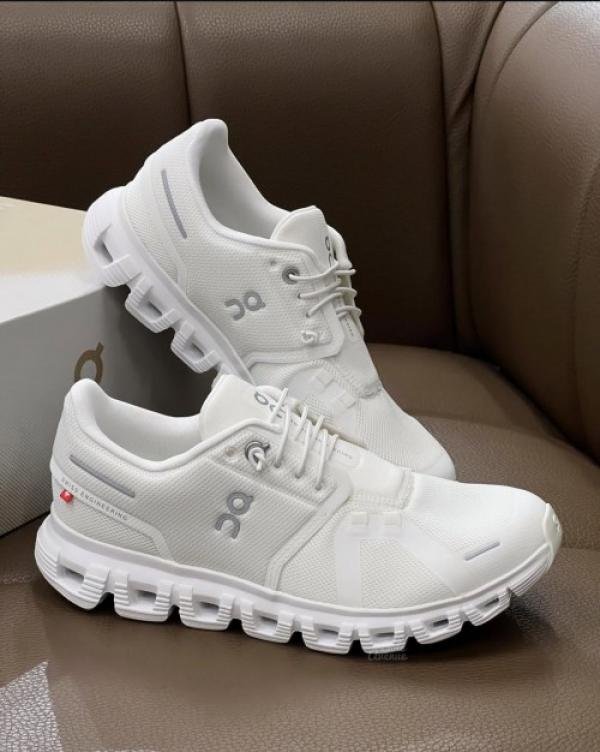 On Cloud Running 5 All White Men Shoes 1 On Cloud Running 5 All White Men Shoes