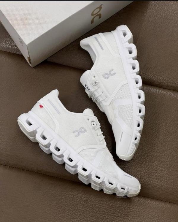 On Cloud Running 5 All White Men Shoes 5 On Cloud Running 5 All White Men Shoes