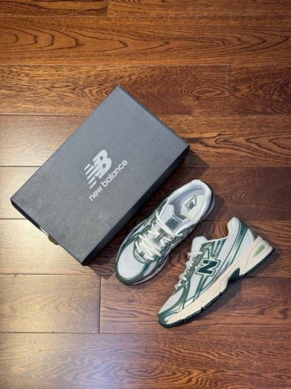 New Balance 740 Trainers White Marsh Green Women Sneakers