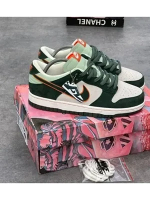 Otomo Katsuhiro Nike Sb Dunk Low Shoes For Men (ETS335)
