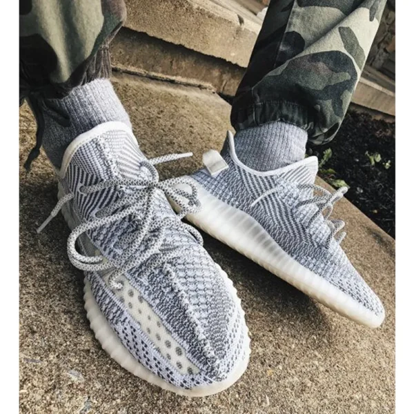Premium Adidas Yeezy Boost 350 V2 Static Shoes For Men (BSF1053) 1 Premium Adidas Yeezy Boost 350 V2 Static Shoes For Men (BSF1053)