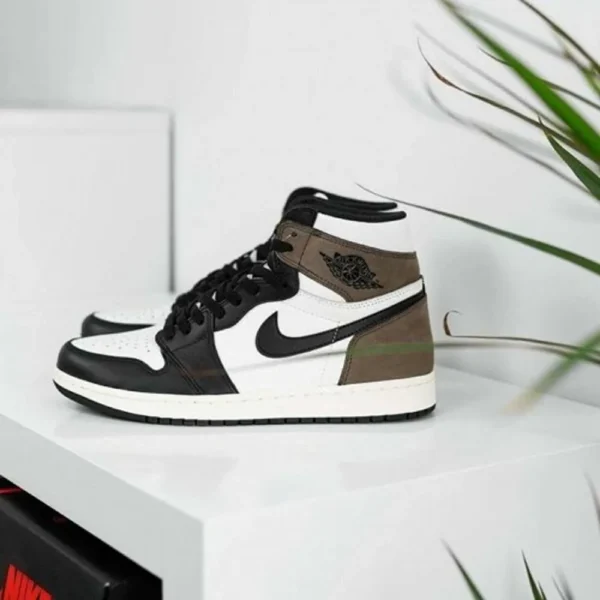 Premium Air Jordan Retro 1 Dark Mocha Shoes For Men (FT1299) 2 Premium Air Jordan Retro 1 Dark Mocha Shoes For Men (FT1299)