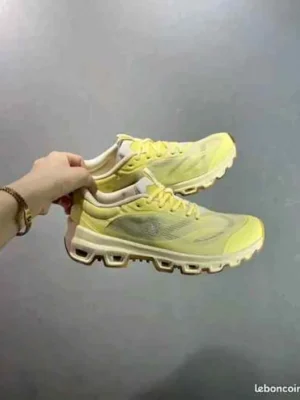 Premium On Running Cloud Venture X Loewe Yellow Tan Grey Shoes For Men (FT1140)