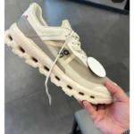 Premium On Running Cloudvista 2 Desert Cream Shoes For Men (FT758)