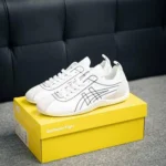 Trendy Onitsuka Tiger Sclaw White Shoes For Men (SL725)