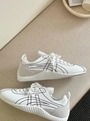 Trendy Onitsuka Tiger Sclaw White Shoes For Men (SL725)