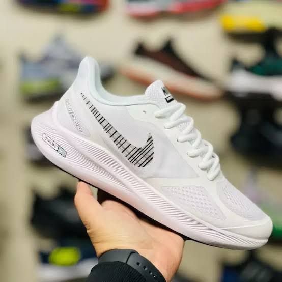 Nike Zoom Guide 10 Running Shoes