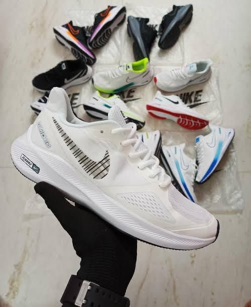 Nike Zoom Guide 10 Running Shoes